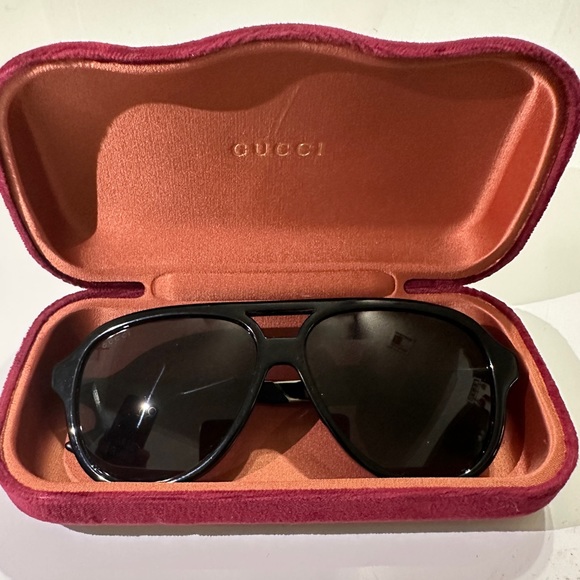Gucci Sunglasses black style aviator - Picture 2 of 6